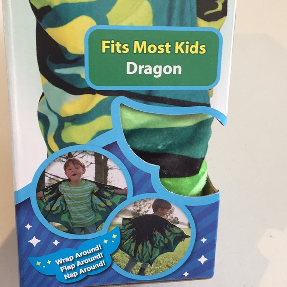 Cozy Wings Dragon Kids Wings Wearable Blanket Wrap New in Package - Picture 9 of 11